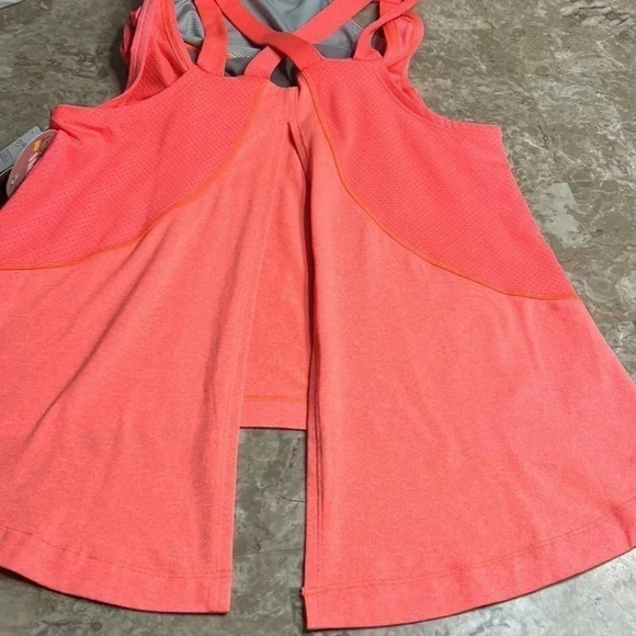 LOLE FAYLINN coral open back racerback tank top , activewear, built in  bra - Picture 12 of 12